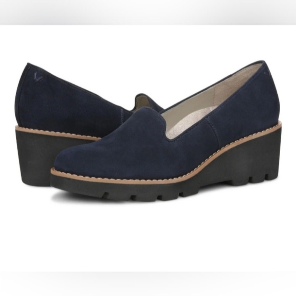 BRAND New Vionic Navy Willa Water Repellent Suede Wedge Lug Sole Shoes Women’s